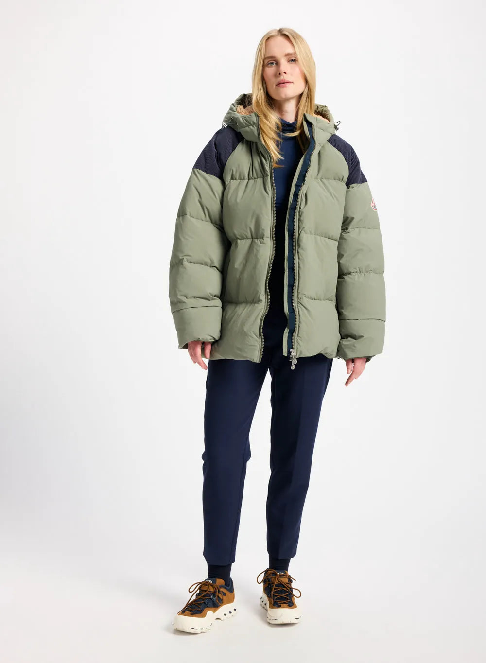 XS